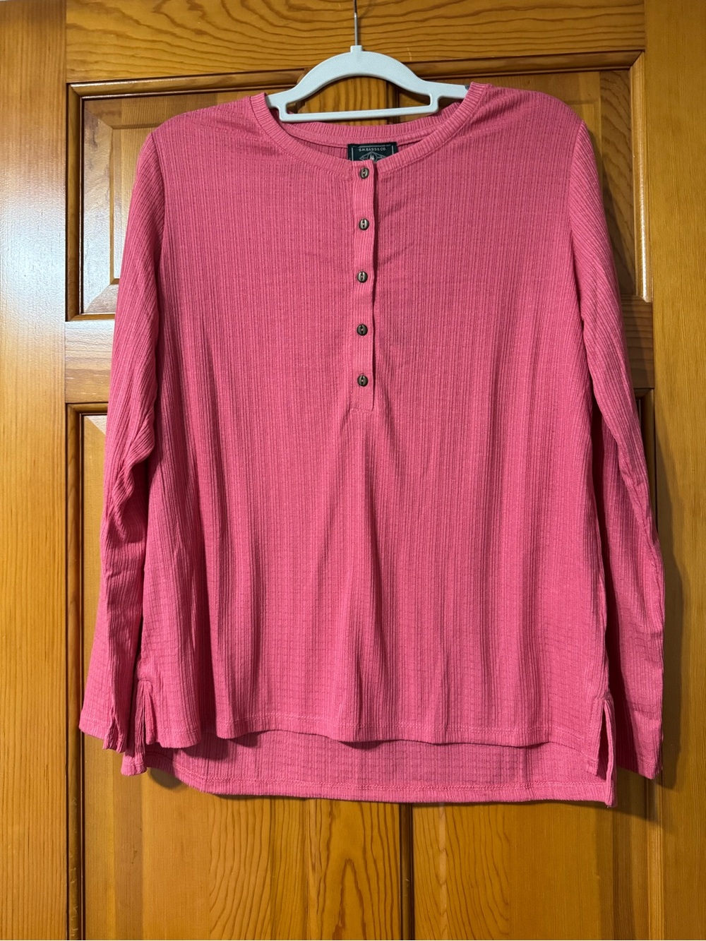 G.H. Bass & Co. Long Sleeve Ribbed Henley in Coral Pink